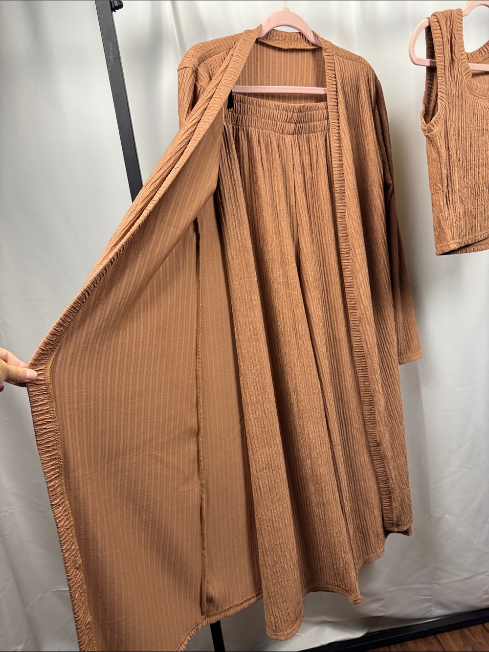 NWT 3 Piece Ribbed Knit Matching Set Duster Tank Wide Leg Pants L - Picture 4 of 12